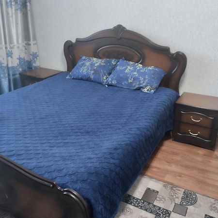 Flat Taraz Exterior foto